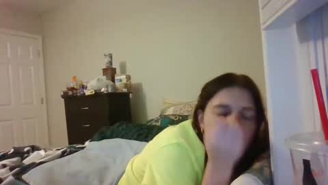 taylorslay online show from April 9, 2026, 5:18 am
