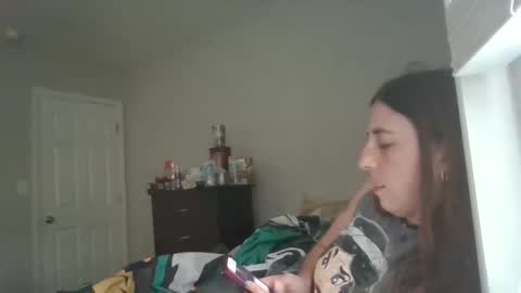 taylorslay online show from April 12, 2026, 10:04 pm