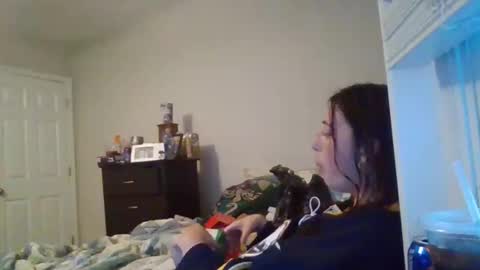 Snapshot of taylorslay chatting on April 28, 2026, 11:54 pm taylorslay online show from April 28, 2026, 11:54 pm