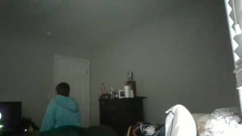 taylorslay online show from June 15, 2026, 12:02 am