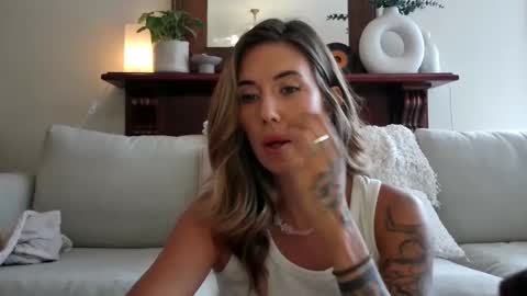 Taylor online show from January 28, 2025, 1:08 am