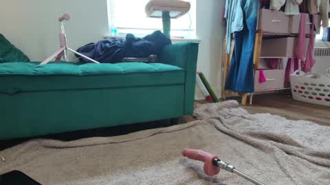 Taylor online show from April 5, 2026, 2:25 pm