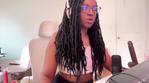 Snapshot of taylorsosweets chatting on May 22, 2026, 9:20 pm Taylor online show from May 22, 2026, 9:20 pm
