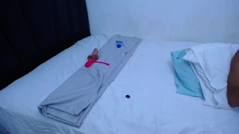 Tayron online show from February 27, 2025, 4:21 pm