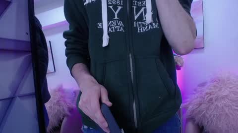 Snapshot of tayzon_foxxx chatting on December 9, 2024, 12:19 pm Sofia online show from December 9, 2024, 12:19 pm