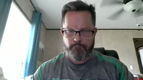 Snapshot of tdhawk87 chatting on April 28, 2026, 6:13 pm tdhawk87 online show from April 28, 2026, 6:13 pm