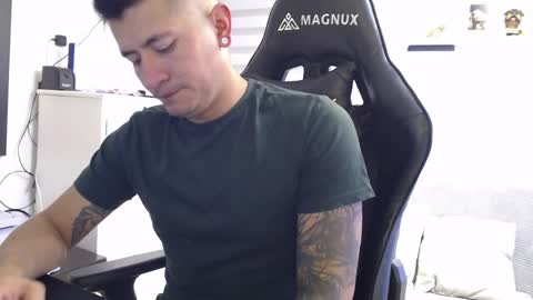 DYNAMITE DUO69 online show from April 9, 2026, 11:37 am