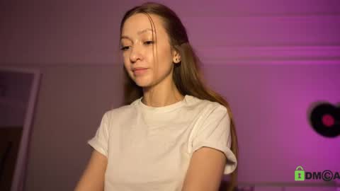 call me Eva     online show from May 25, 2026, 7:20 pm