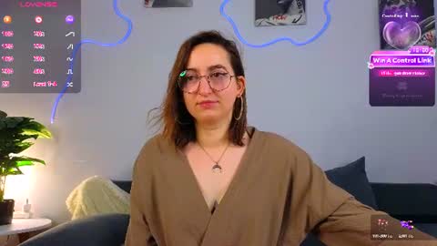 Lady Oudrey online show from July 22, 2026, 5:10 am