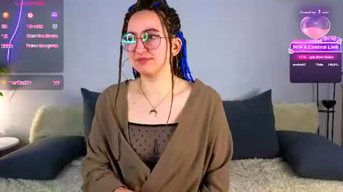 Lady Oudrey online show from July 28, 2026, 5:14 am