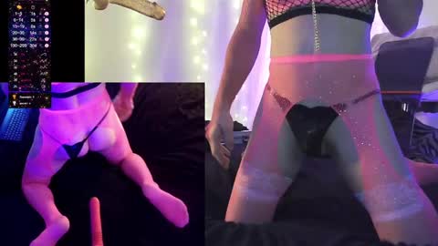 Snapshot of teasybitchycd chatting on January 9, 2025, 10:52 am TeasyBitchyCross online show from January 9, 2025, 10:52 am