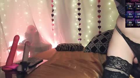 Snapshot of teasybitchycd chatting on September 26, 2025, 7:23 am TeasyBitchyCross online show from September 26, 2025, 7:23 am