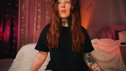 Mary     X TechnoElfff  INST    fansly kissmary online show from November 20, 2025, 3:01 pm