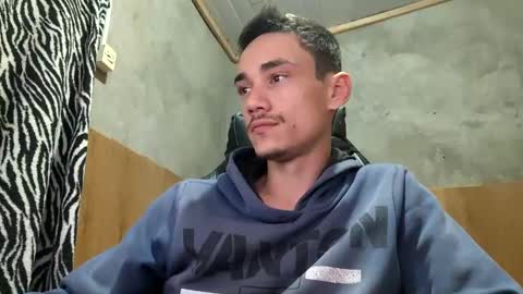 tecnicogatu online show from September 24, 2025, 5:33 am