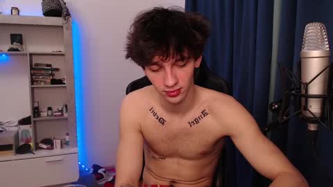 Teddy online show from December 18, 2024, 6:21 am