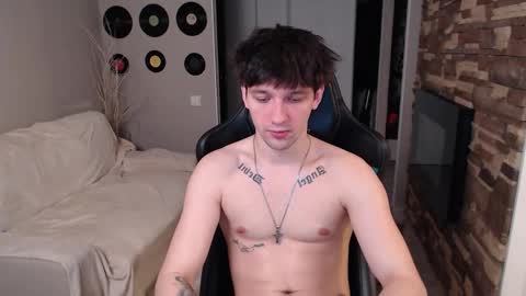 Teddy online show from March 17, 2026, 4:06 am