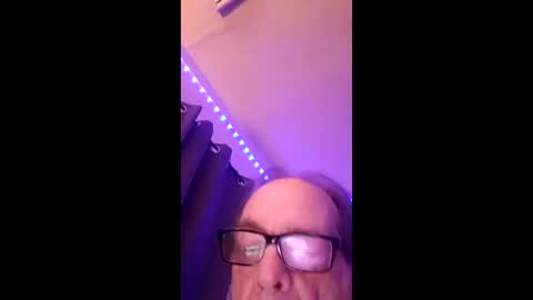 Snapshot of tedestep2 chatting on April 24, 2026, 7:11 am tedestep2 online show from April 24, 2026, 7:11 am