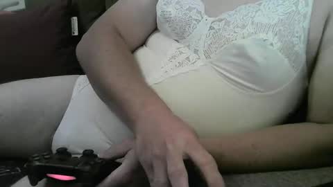 Chris online show from September 16, 2025, 12:00 am