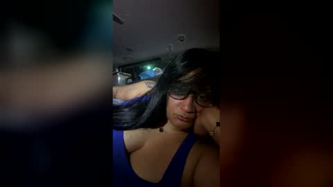 tee1luv online show from February 11, 2026, 2:27 am