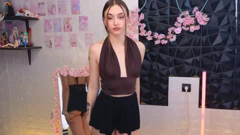 Snapshot of teeaapsex chatting on May 2, 2026, 3:11 am Alice and Cassie online show from May 2, 2026, 3:11 am