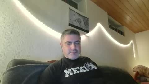 Snapshot of teeforyou chatting on December 10, 2024, 5:17 am Peter online show from December 10, 2024, 5:17 am