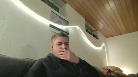 Snapshot of teeforyou chatting on December 21, 2024, 10:40 pm Peter online show from December 21, 2024, 10:40 pm