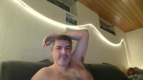 Snapshot of teeforyou chatting on February 14, 2025, 5:57 pm Peter online show from February 14, 2025, 5:57 pm