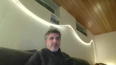 Snapshot of teeforyou chatting on February 18, 2025, 1:10 am Peter online show from February 18, 2025, 1:10 am