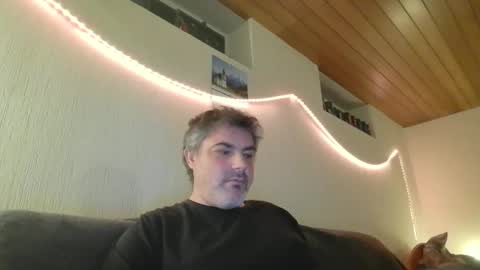 Snapshot of teeforyou chatting on February 24, 2025, 10:14 pm Peter online show from February 24, 2025, 10:14 pm