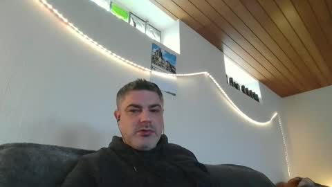 Snapshot of teeforyou chatting on March 12, 2025, 10:26 am Peter online show from March 12, 2025, 10:26 am