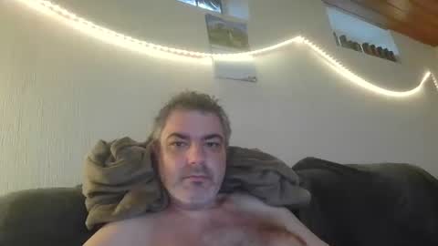 Snapshot of teeforyou chatting on September 25, 2025, 7:45 am Peter online show from September 25, 2025, 7:45 am