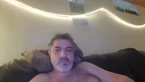 Snapshot of teeforyou chatting on October 4, 2025, 6:55 am Peter online show from October 4, 2025, 6:55 am