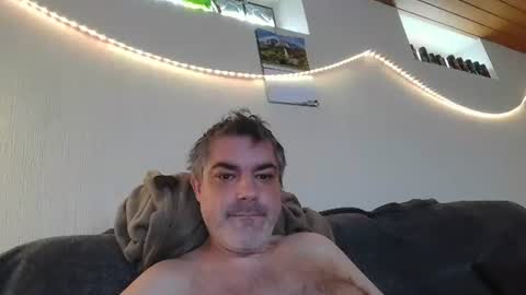 Snapshot of teeforyou chatting on October 14, 2025, 10:49 am Peter online show from October 14, 2025, 10:49 am