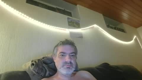 Snapshot of teeforyou chatting on October 30, 2025, 7:58 pm Peter online show from October 30, 2025, 7:58 pm