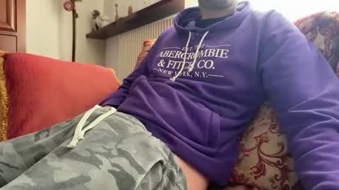 Snapshot of tegadura07 chatting on November 18, 2025, 8:19 am tegadura07 online show from November 18, 2025, 8:19 am