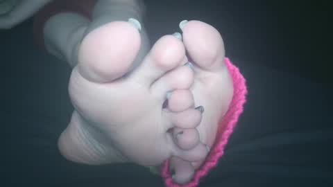 Viv West online show from January 2, 2025, 8:17 am