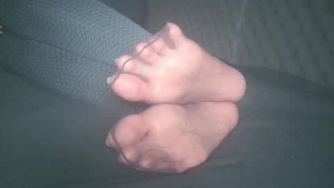 Viv West online show from February 26, 2025, 6:04 am