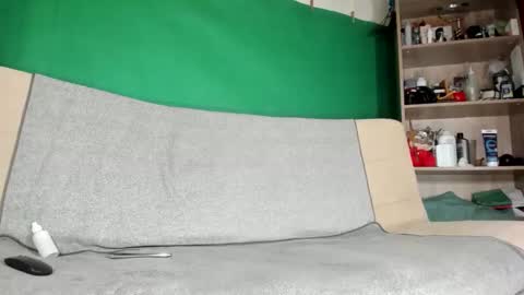 Virg Lszl online show from March 16, 2026, 6:12 pm