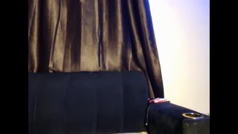 Snapshot of tempting_vibe chatting on June 3, 2026, 6:46 pm tempting_vibe online show from June 3, 2026, 6:46 pm