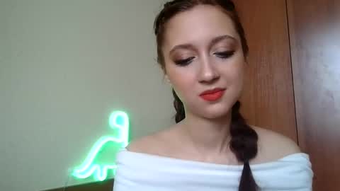 temptingvision online show from March 5, 2025, 8:10 am