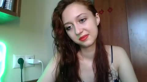 temptingvision online show from March 6, 2025, 10:09 am