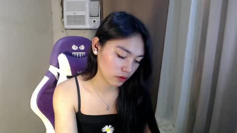 YOGIRL MAXINE online show from July 23, 2026, 5:16 am