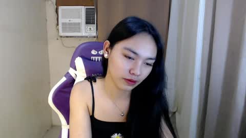 YOGIRL MAXINE online show from July 28, 2026, 5:14 am