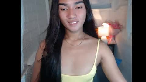 Snapshot of temtaionoflust chatting on April 22, 2026, 2:40 pm TransGoddessZhandria online show from April 22, 2026, 2:40 pm