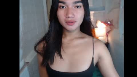 Snapshot of temtaionoflust chatting on April 29, 2026, 10:52 am TransGoddessZhandria online show from April 29, 2026, 10:52 am