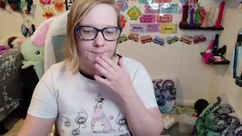 Snapshot of ten_tickle_pixie chatting on February 20, 2026, 11:38 pm Pixie and Tentacle Overlord online show from February 20, 2026, 11:38 pm