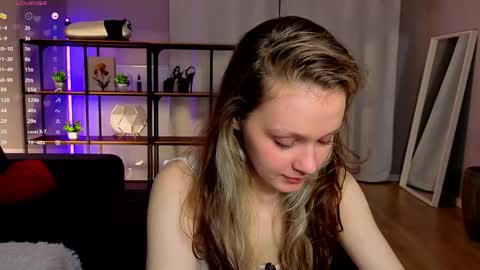 Snapshot of tender__beauty chatting on April 26, 2026, 5:54 pm Hey Im Aneta online show from April 26, 2026, 5:54 pm