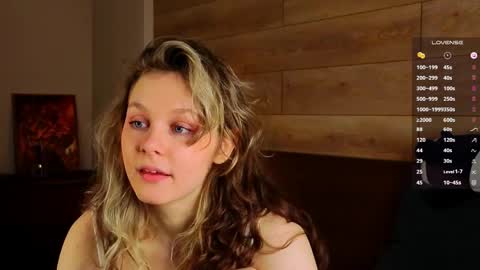 Snapshot of tender__beauty chatting on May 15, 2026, 5:09 pm Hey Im Aneta online show from May 15, 2026, 5:09 pm