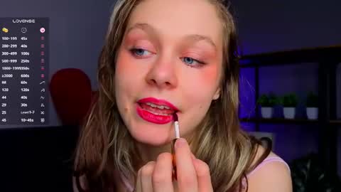 Snapshot of tender__beauty chatting on June 10, 2026, 7:46 pm Hey Im Aneta online show from June 10, 2026, 7:46 pm