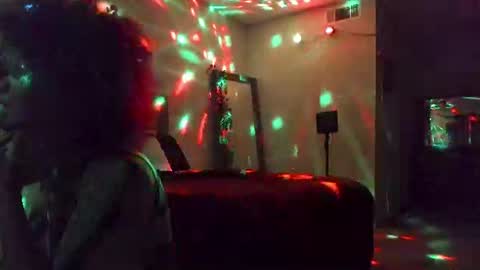 tenderg7 online show from July 28, 2026, 6:53 am